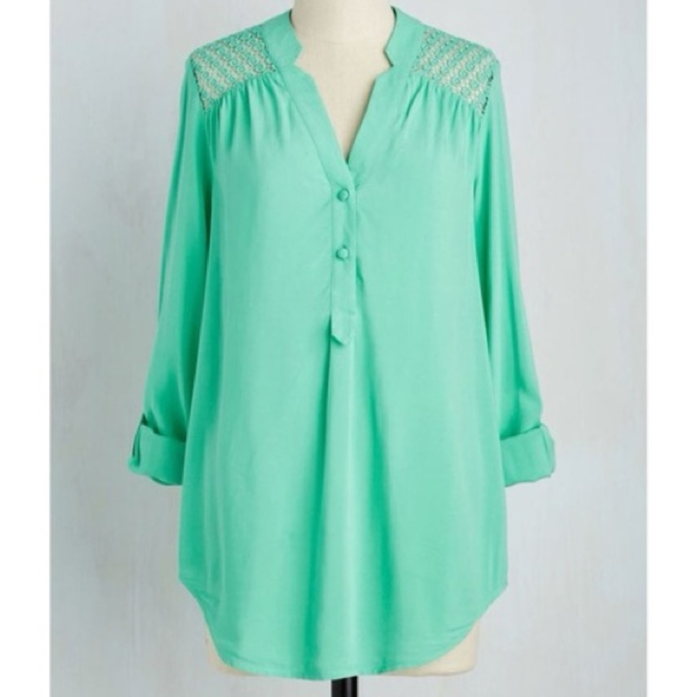 ModCloth Lakeside Lodgings Blouse